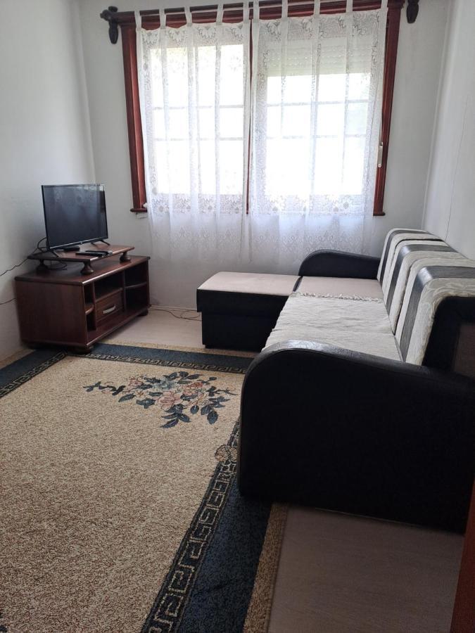 Sumska Idila Rakovac Appartement Buitenkant foto